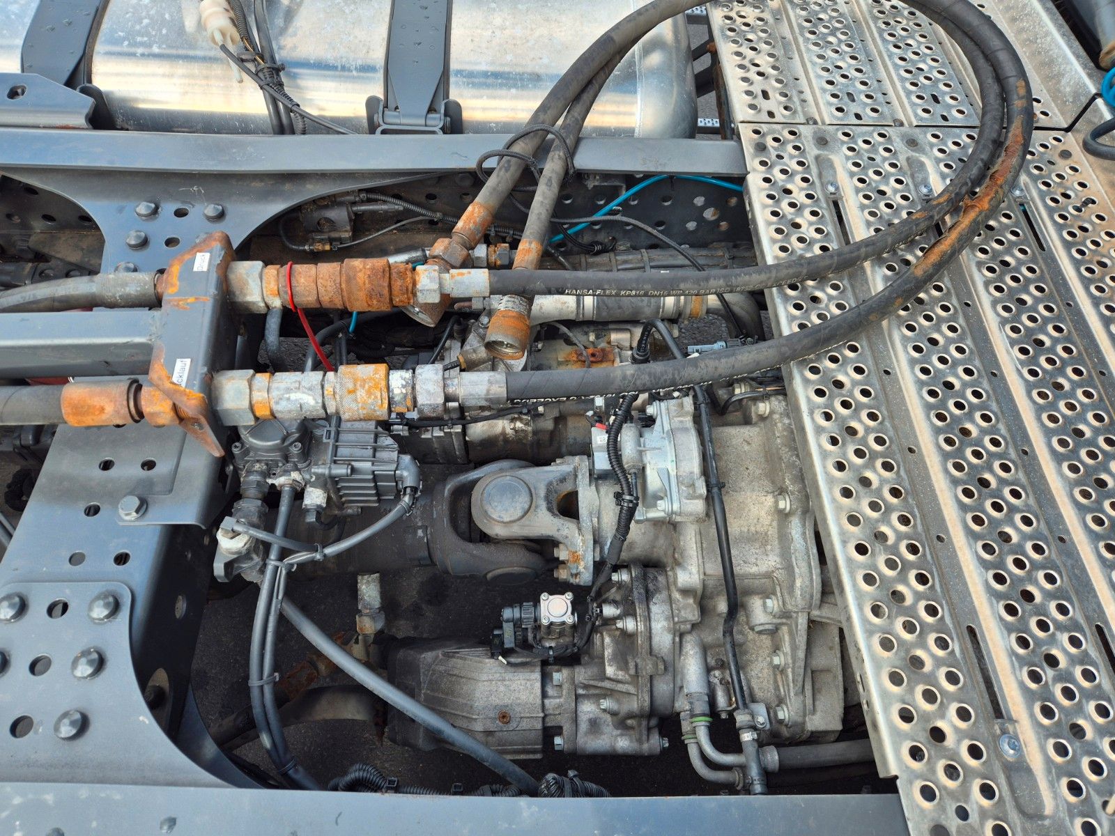 Fahrzeugabbildung Mercedes-Benz Actros 1848 LS Hydraulik Reatarder Standklima