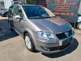 Volkswagen Touran-1,9 TDI/77KW/2.HAND/SCHECKHEFT/Tüv 10/26- - Volkswagen Touran mit Diesel-Antrieb: Kleinbus, 1.9