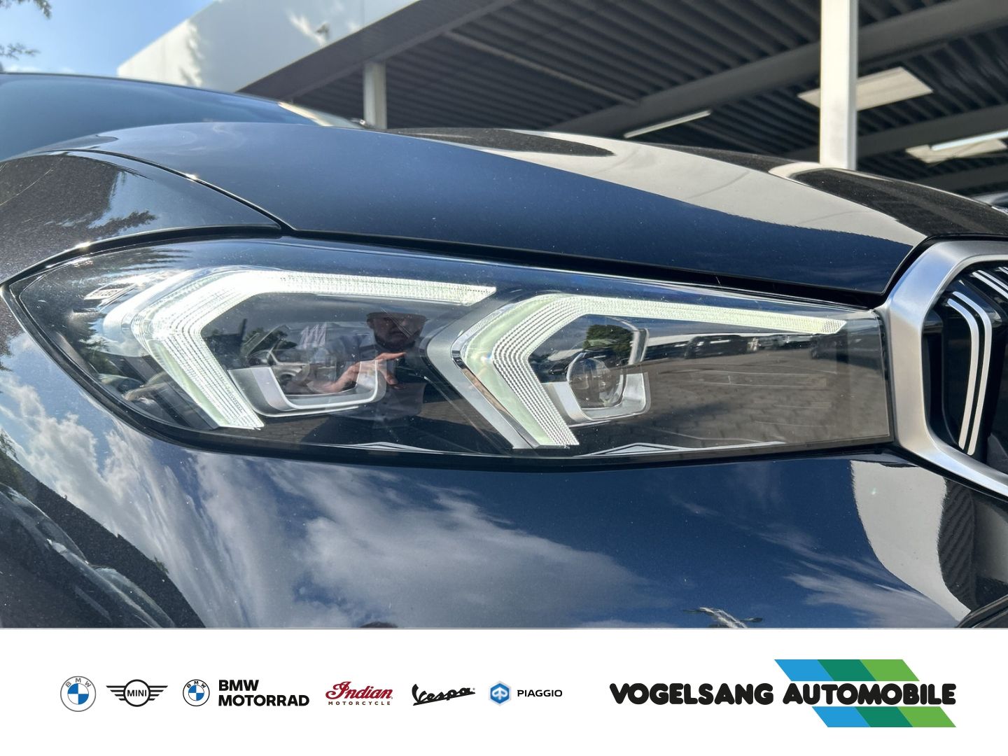 Fahrzeugabbildung BMW 330 d xDriveTouring,M Sport,HeadUp,RFK,HIFI,Live