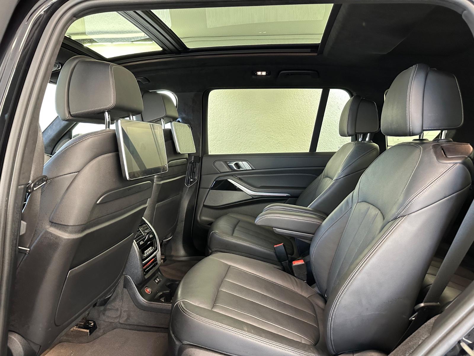 BMW X7 M50 d*Laser Licht*AHK*6Sitzer*TV*Soft-Close*