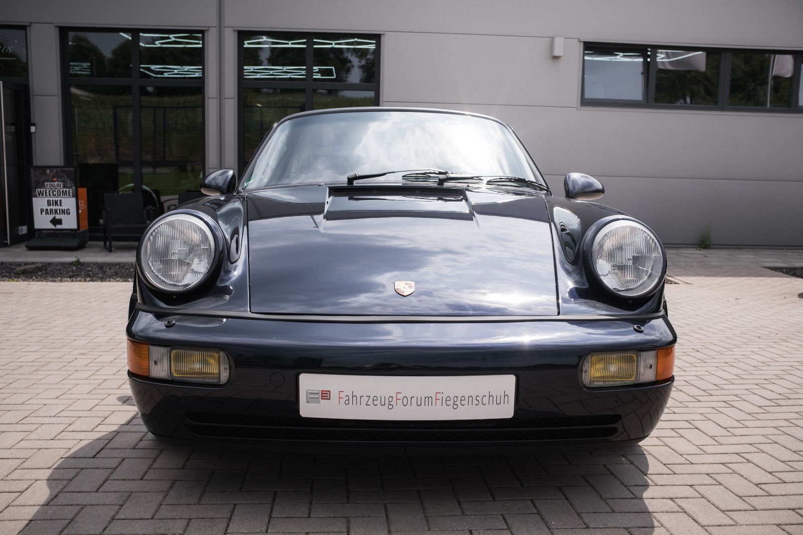 Fahrzeugabbildung Porsche 964 Turbo 3.6 - 2. Hd. - 78TKM - TRAUMAUTO!!!