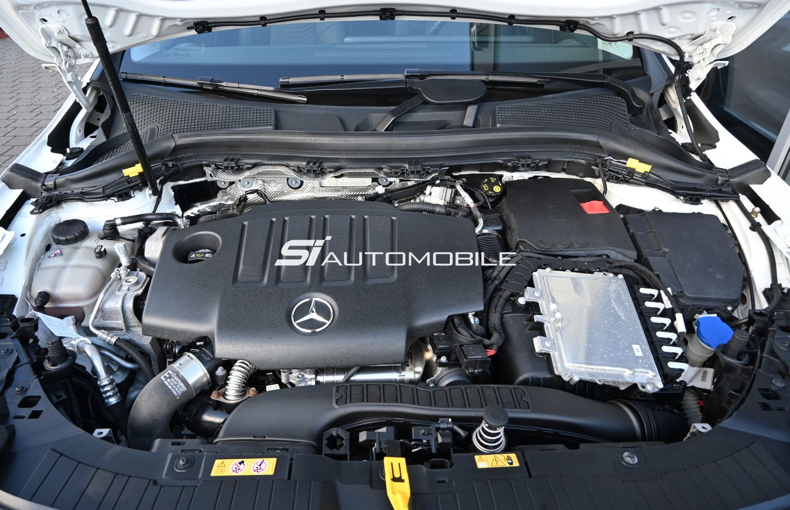 Fahrzeugabbildung Mercedes-Benz GLA 200 d DCT Progressive °ACC°AHK°KAMERA°MULTIB