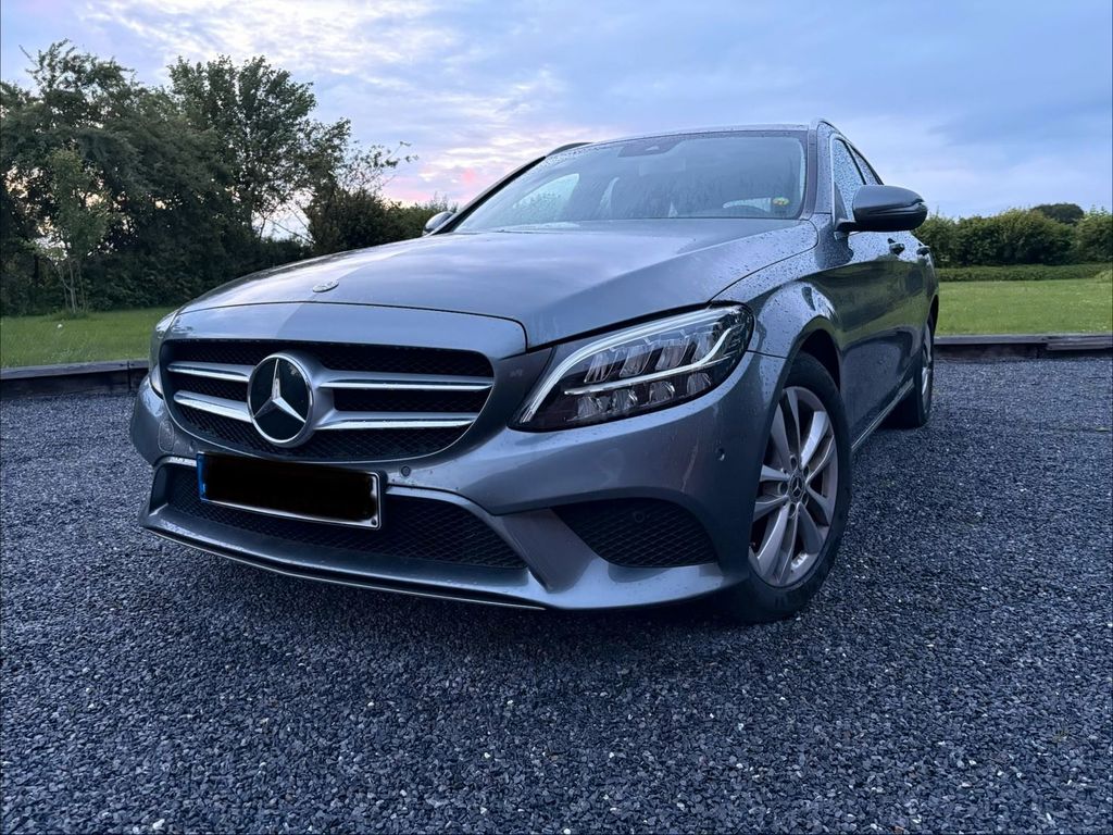 Image of Mercedes-Benz C 200
