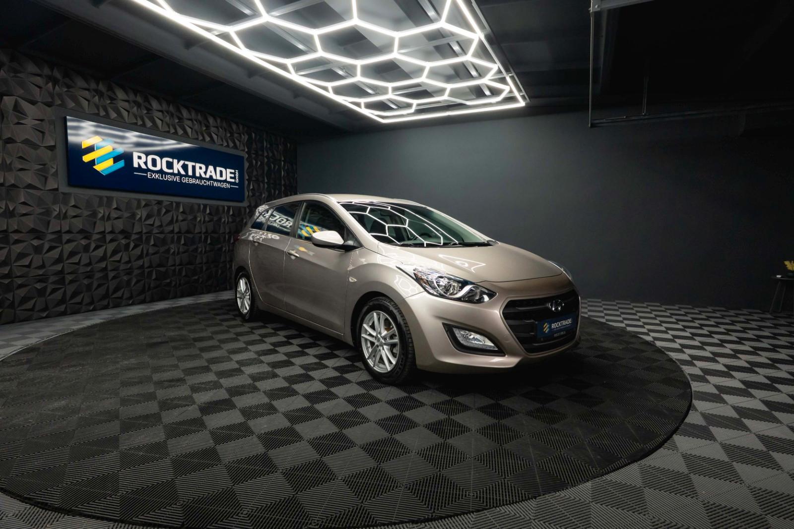 Hyundai i30 cw blue Trend | 1.Hand | LED | AHK | LHZ
