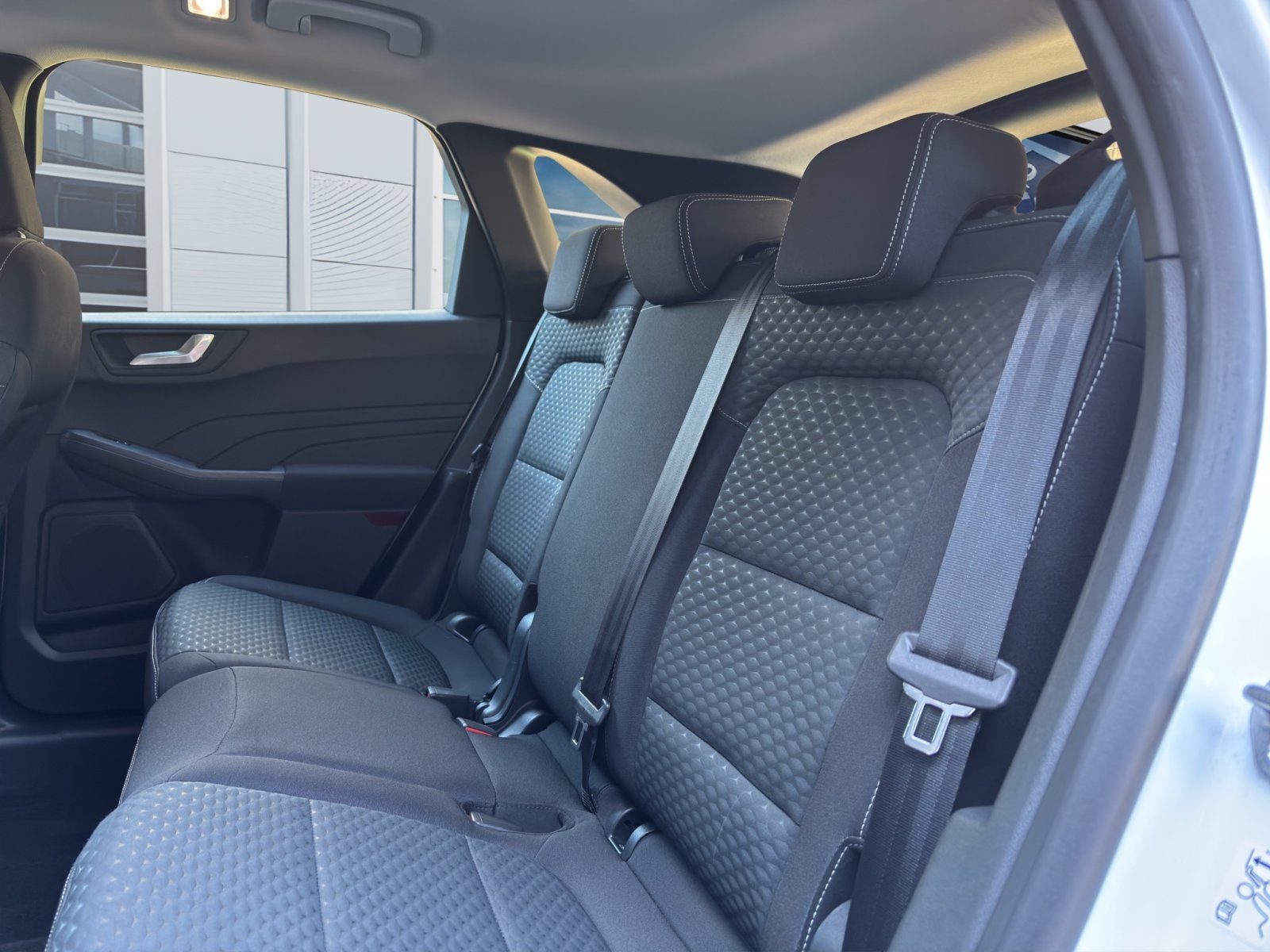 Fahrzeugabbildung Ford Kuga Plug-In Hybrid Cool & Connect