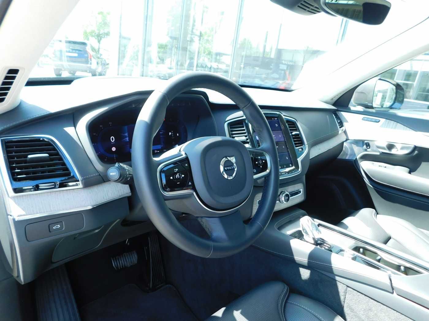 Fahrzeugabbildung Volvo XC90 Diesel B5 D AWD Ultimate Bright