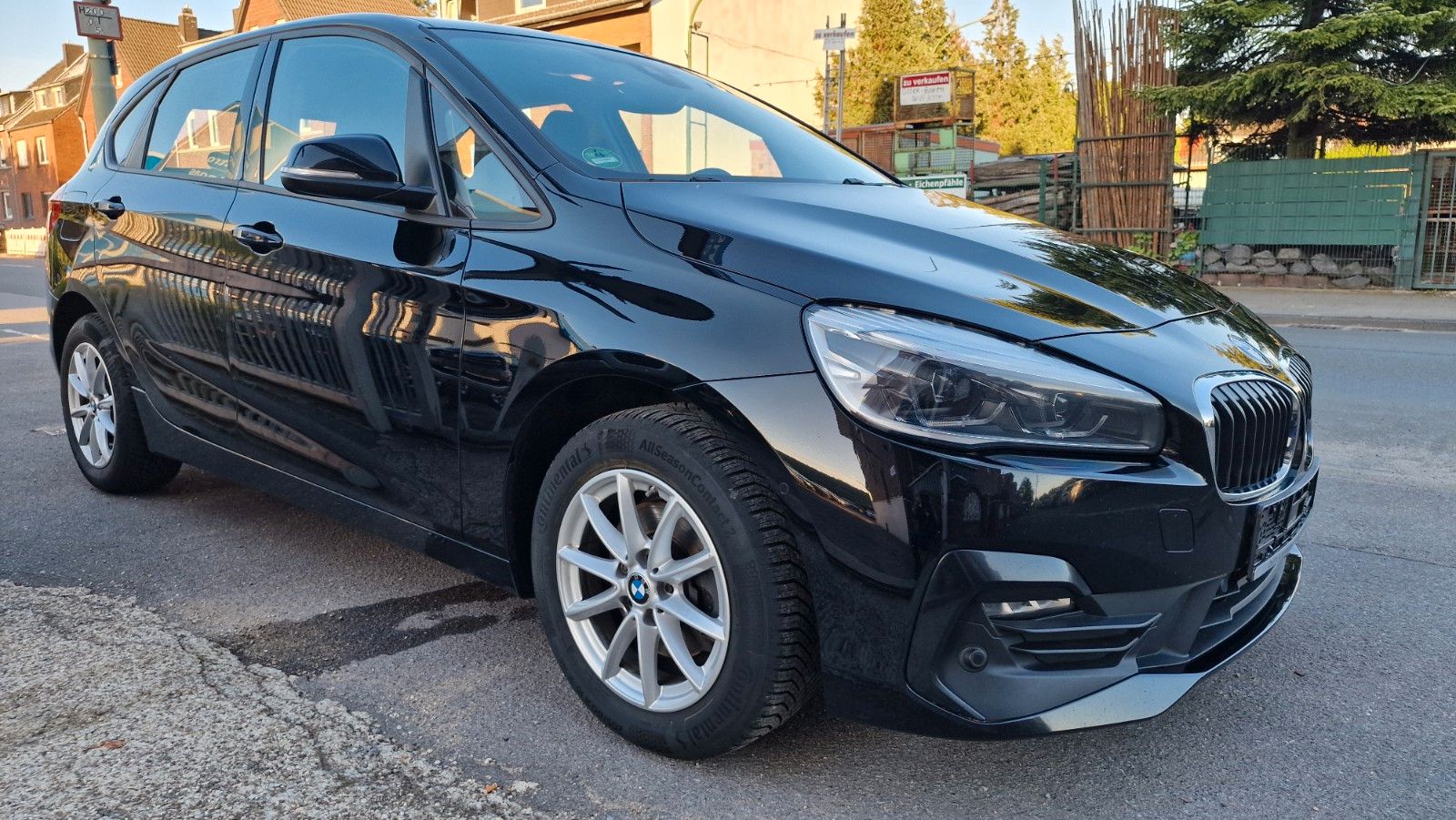 BMW 218