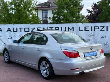 BMW 523 - 8