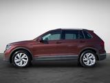 Volkswagen Tiguan 1.5 TSI DSG United  Panodach AHK Navi LED - mit Benzin-Antrieb: Braun, Freisprecheinrichtung, mit Klimaanlage