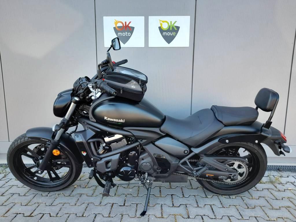 Kawasaki Vulcan S 1. Hand