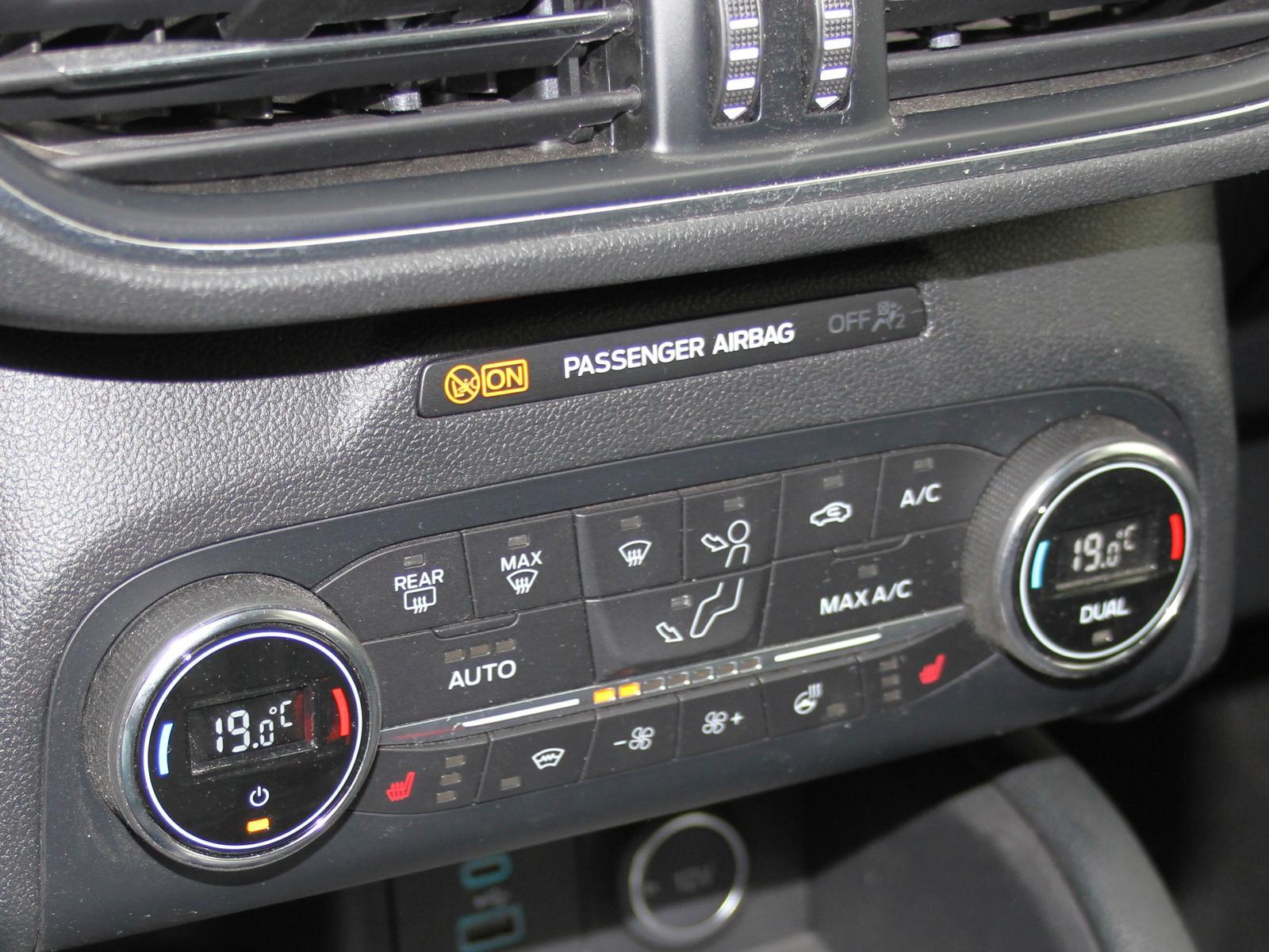 Ford Kuga 2.0 EB Titanium Allrad Autom. Winter AHK, миниатюра 12