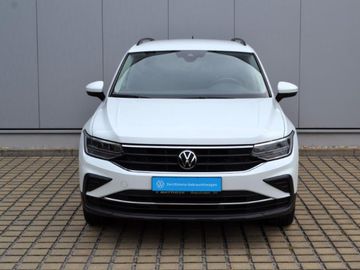 Volkswagen Tiguan - 12