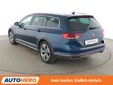 Volkswagen Passat Alltrack 2.0 TDI 4Motion Aut.*NAVI*PDC* - Gebrauchtwagen in Solingen