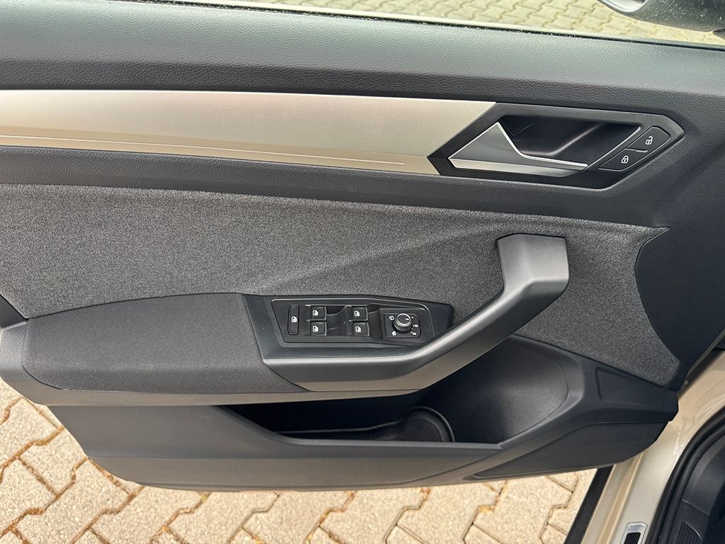 T-Roc 1.5 TSI "MOVE" *NAVI*IQ.DRIVE*KEYLESS*