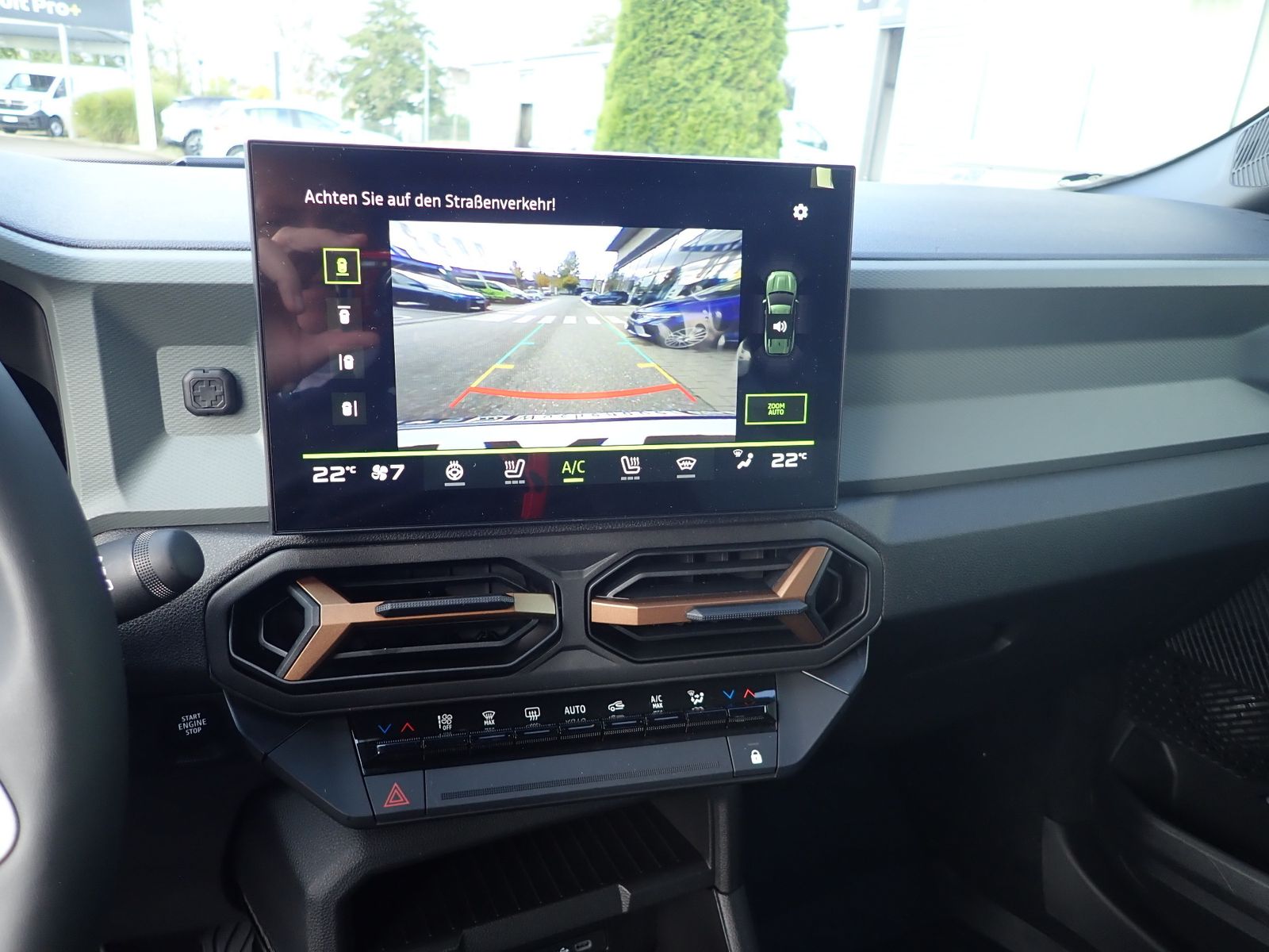 Fahrzeugabbildung Dacia Bigster Extreme TCe 140