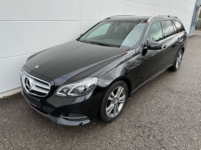 Mercedes-Benz E 220 BlueTec*NAVI*LEDER*SHZ*LED*AHK*KLIM*AVANT