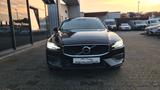 Volvo V60 Kombi Momentum Pro D4 - AHK - 8 x ALU - Volvo Gebrauchtwagen in Hanau