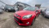 Ford Focus Lim. Titanium - Ford Focus aus 2011: Limousine