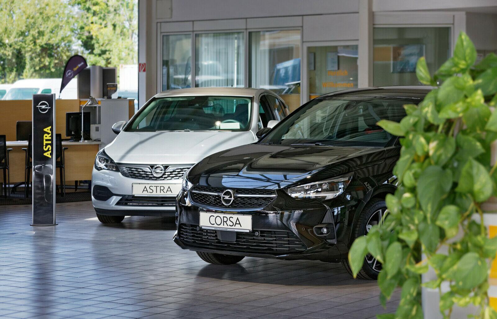 showroom-image-bottom