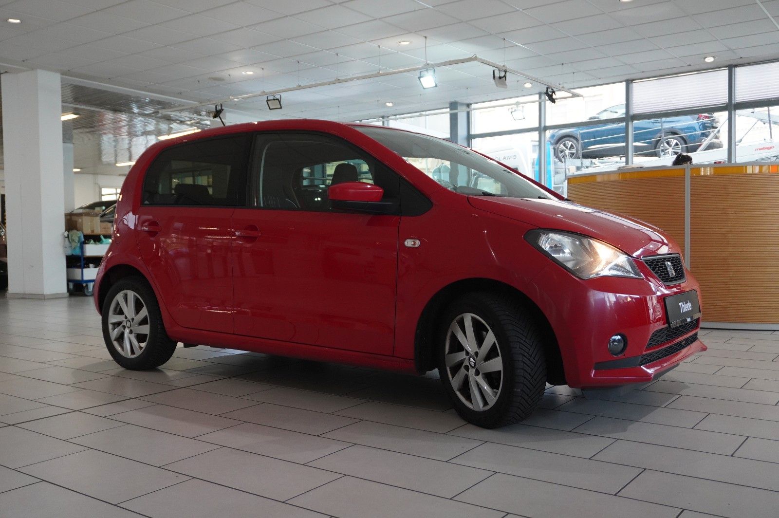 Fahrzeugabbildung SEAT Mii 1.0 SPORT 5-TÜR KLIMA/ALU/CD/AUX/NEBEL/TÜV