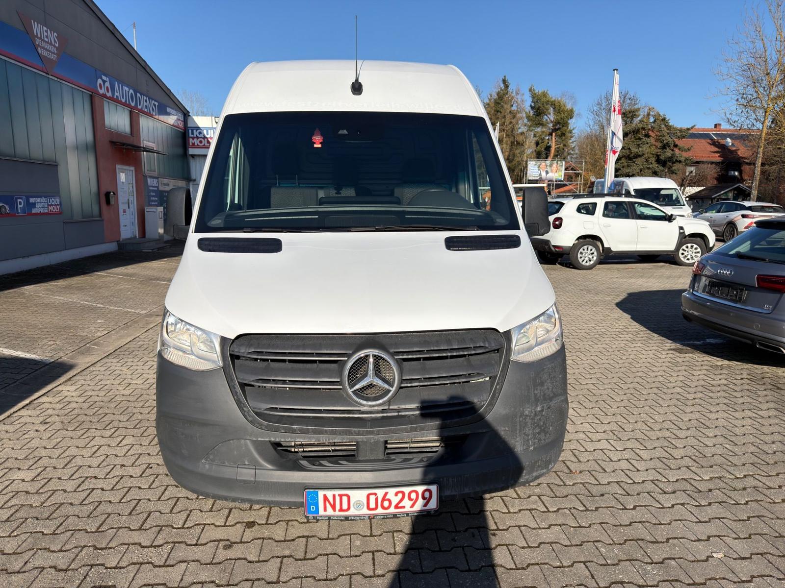 Mercedes-Benz Sprinter III HKa 519 CDI RWD