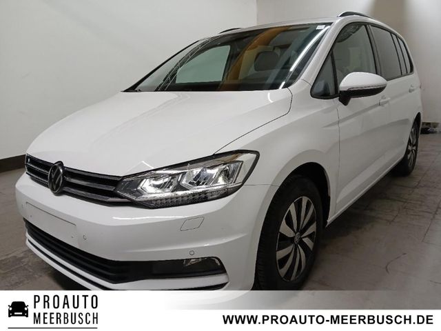 Volkswagen Touran Comfortline EASYOPEN/STNDHZNG/AHK/PANO/RF