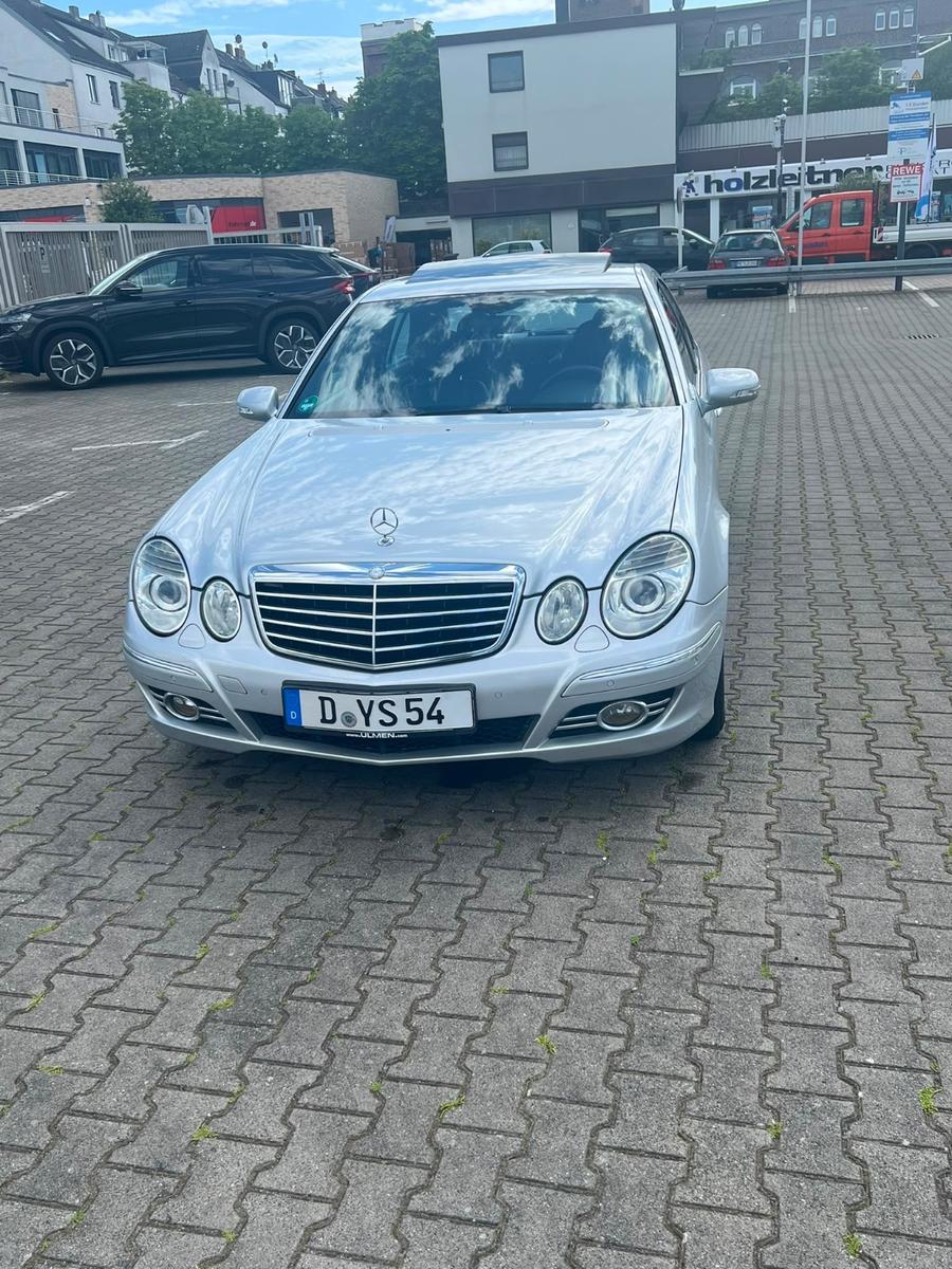 Mercedes-Benz E 220 CDI AVANTGARDE Schiebedach, Nappa Leder