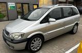 Opel Zafira 7-Sitzer | TÜV bis 01/2027 | c... - Opel Zafira aus 2004: 2.0