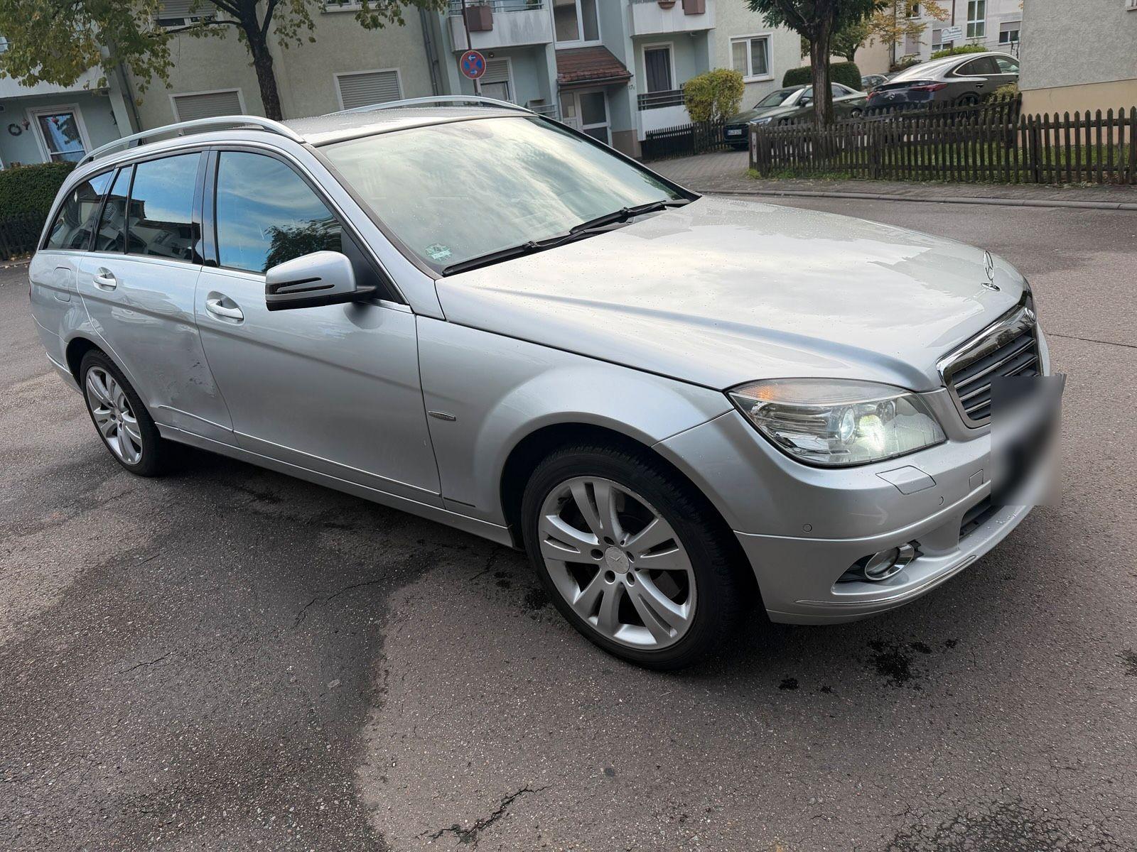 Mercedes-Benz C350 2009 — engine