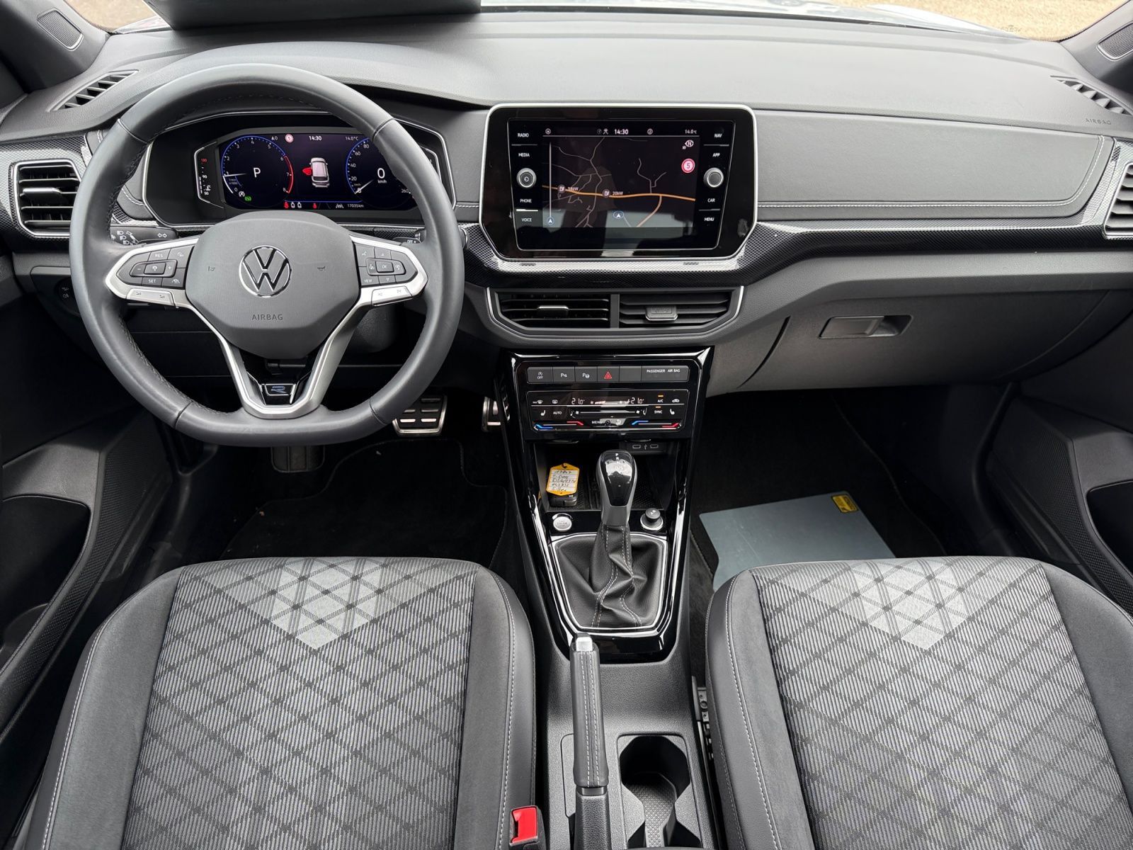 Volkswagen T-Cross - Bild 11