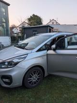 Kia Carens 1.6 GDI Vision 7-Sitzer, Top Zustand - gebrauchte Kia Carens aus dem Jahr 2018