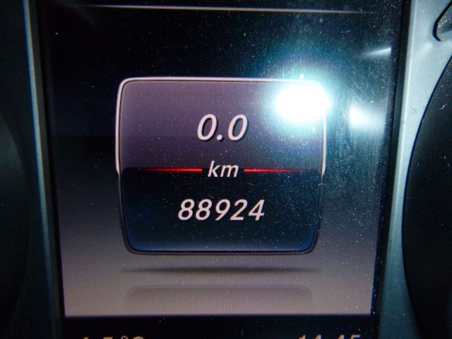 Fahrzeugabbildung Mercedes-Benz GLC 350 d Coupe AMG Line 4Matic>AUT/Allrad/Leder