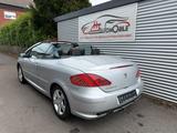 Peugeot 307 CC 2.0 KLIMAAUT/LEDER/SHZ/AHK - Peugeot 307 mit Benzin-Antrieb: Cabrio, 2.0