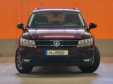 Volkswagen Tiguan TSI DSG 4x4   Erstbesitz Top Gepflegt - Volkswagen Tiguan: Rot