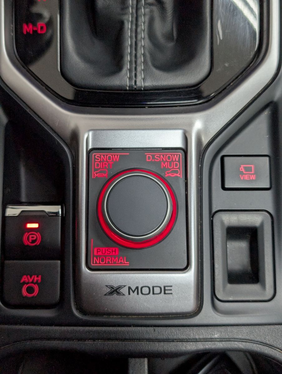Fahrzeugabbildung Subaru Forester 2.0ie Executive ACC LED PANO KAM LEDER