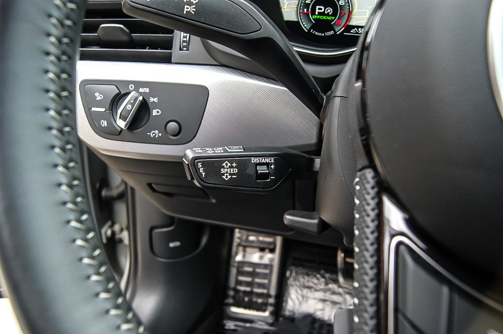 Fahrzeugabbildung Audi A4 Avant 45TFSI quattro edition one LEDER MATRIX