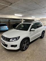 Volkswagen  Tiguan 5N R-Line DSG. EURO6.Facelift.Pano.Xenon - Volkswagen Tiguan mit Diesel-Antrieb: Eu