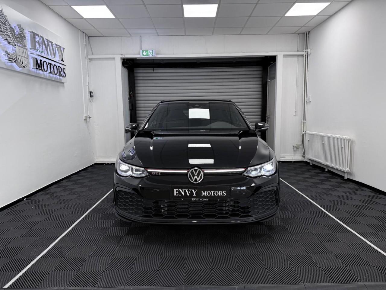Volkswagen Golf VIII GTI DSG LED NAVI KLIMA KEYLESS