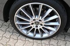 MERCEDES-BENZ CLA 220 AMG Line Leder Navi Autom. Cam LED