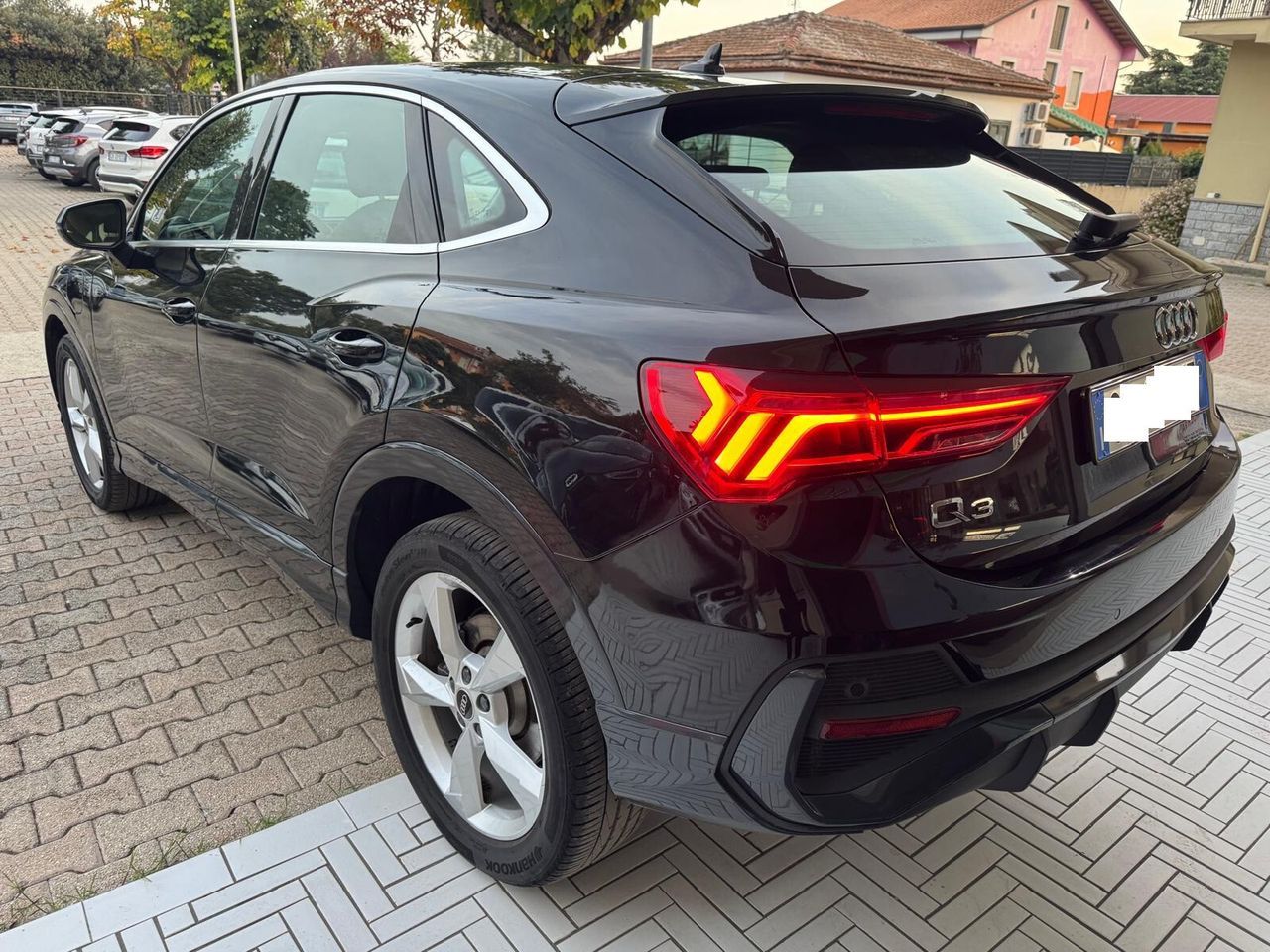 Audi Q3 SPB 45 TFSI e S tronic Business Plus imagem 2