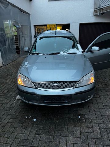 Ford mondeo mk3    bj 2006  2 l tdci defek...