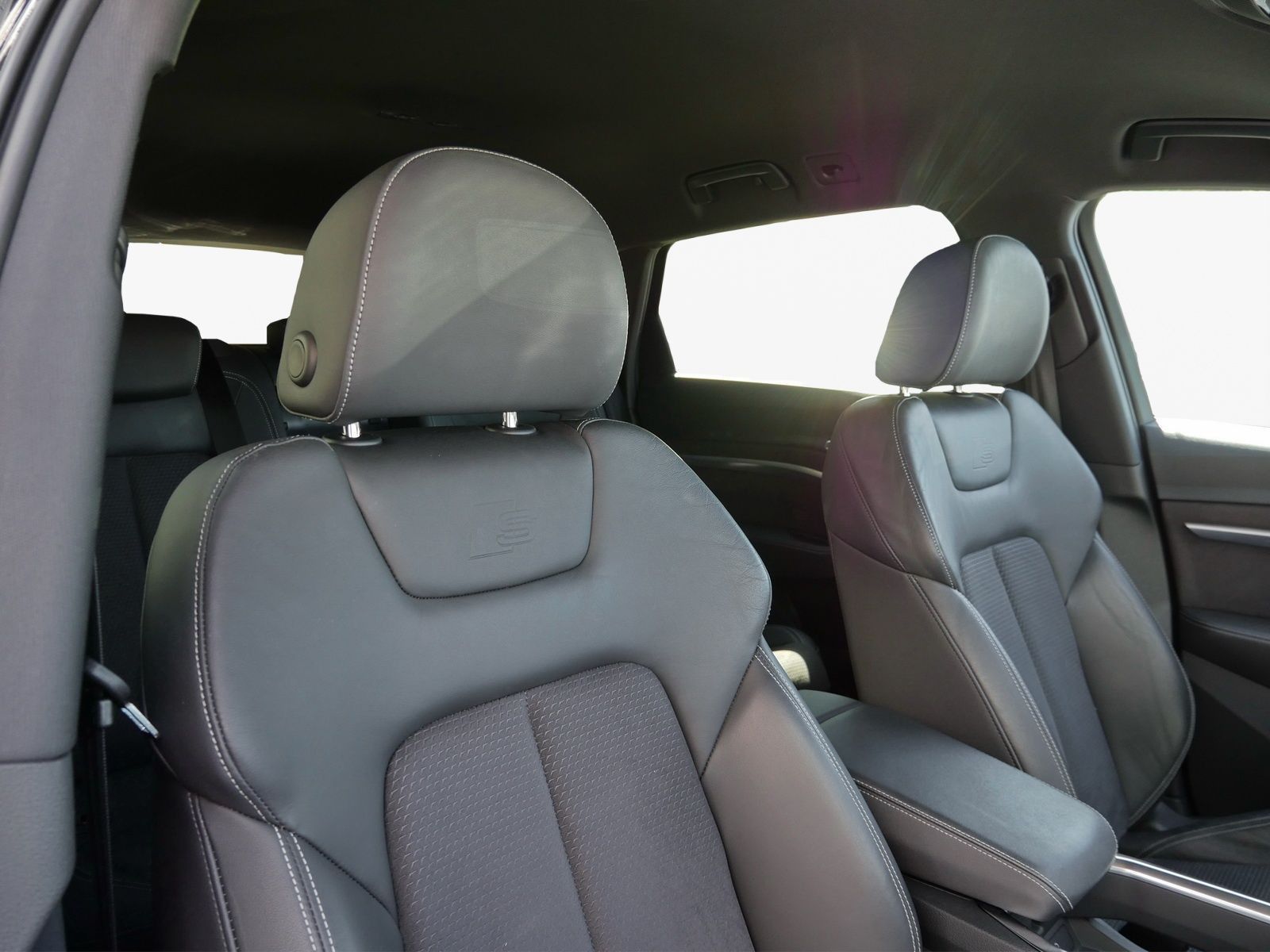 Audi e-tron - Bild 11