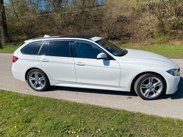 BMW 330i xDrive Touring M Sport Shadow A. M Spor...
