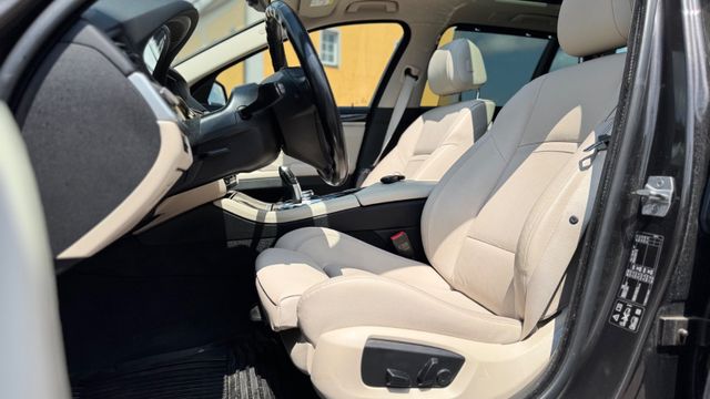 BMW 530d Touring xDrive *LED*HEAD-UP*PANO*KAMERA*