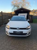 Volkswagen VW Golf 7 1.6 TDI Lounge aus erster Hand - Volkswagen Golf: 6er