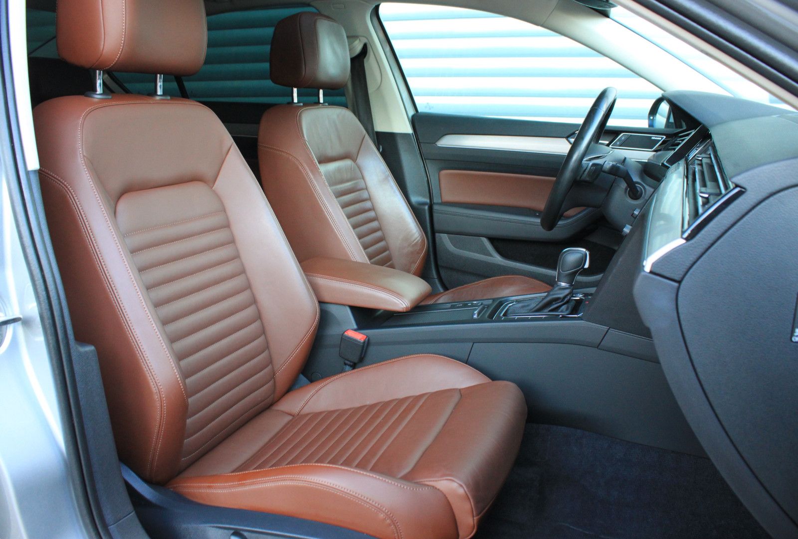VW Passat Highline 4Motion R-LINE > FULL-OPTION <