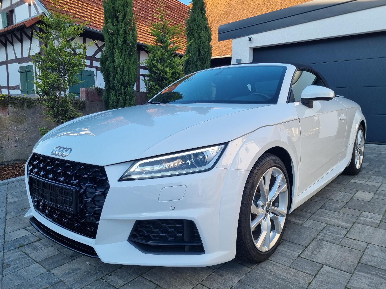 Audi TTRoadster 40 TFSI 1 .HAND