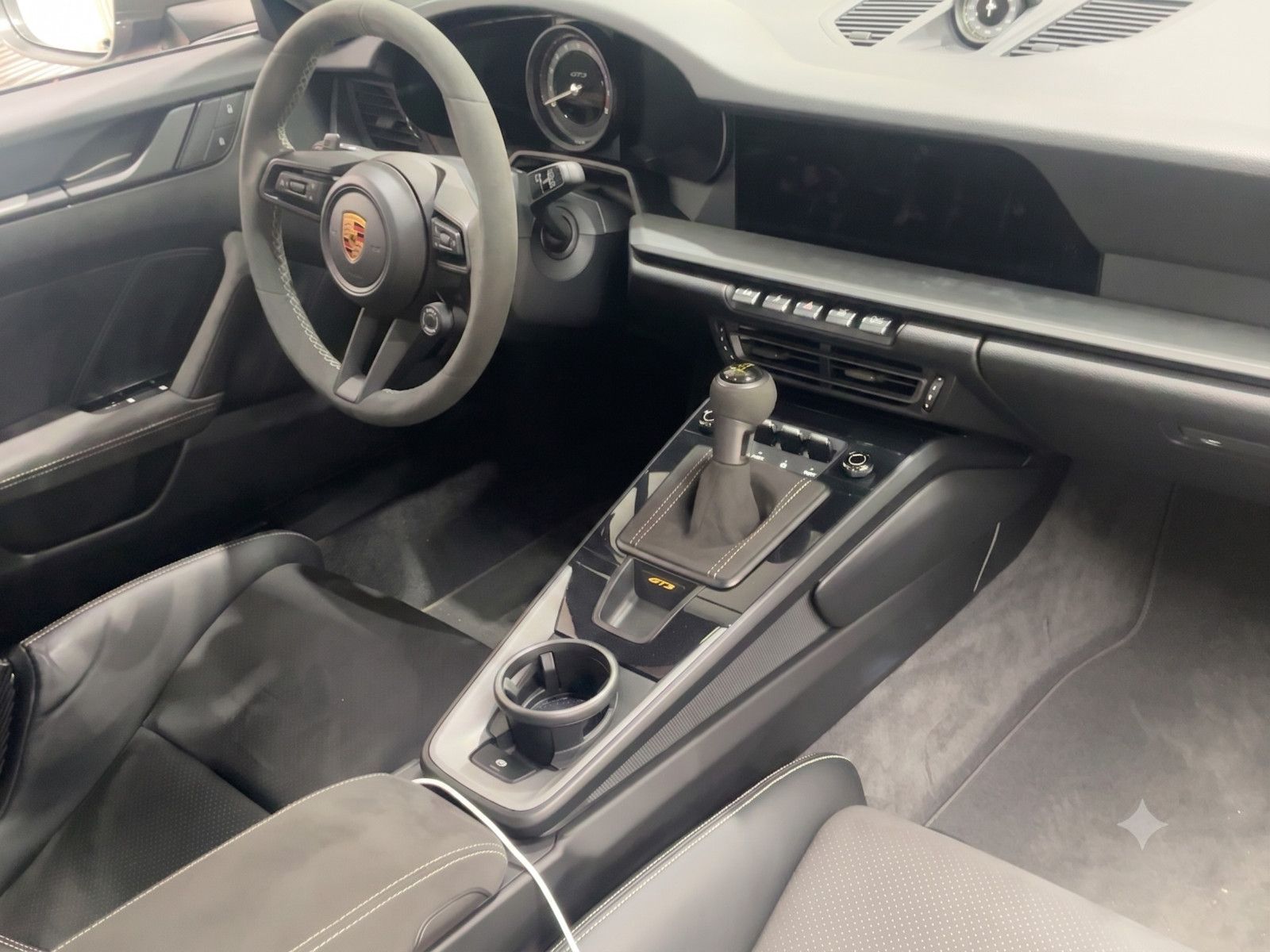 Fahrzeugabbildung Porsche 992 GT3 CLUBSPORT|PDLS|UNFALLFREI|APPROVED