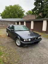 BMW e34 525i Facelift - BMW 525: 34