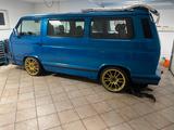 Volkswagen Vw Bus T3Caravelle Carat - Volkswagen T3: Carat